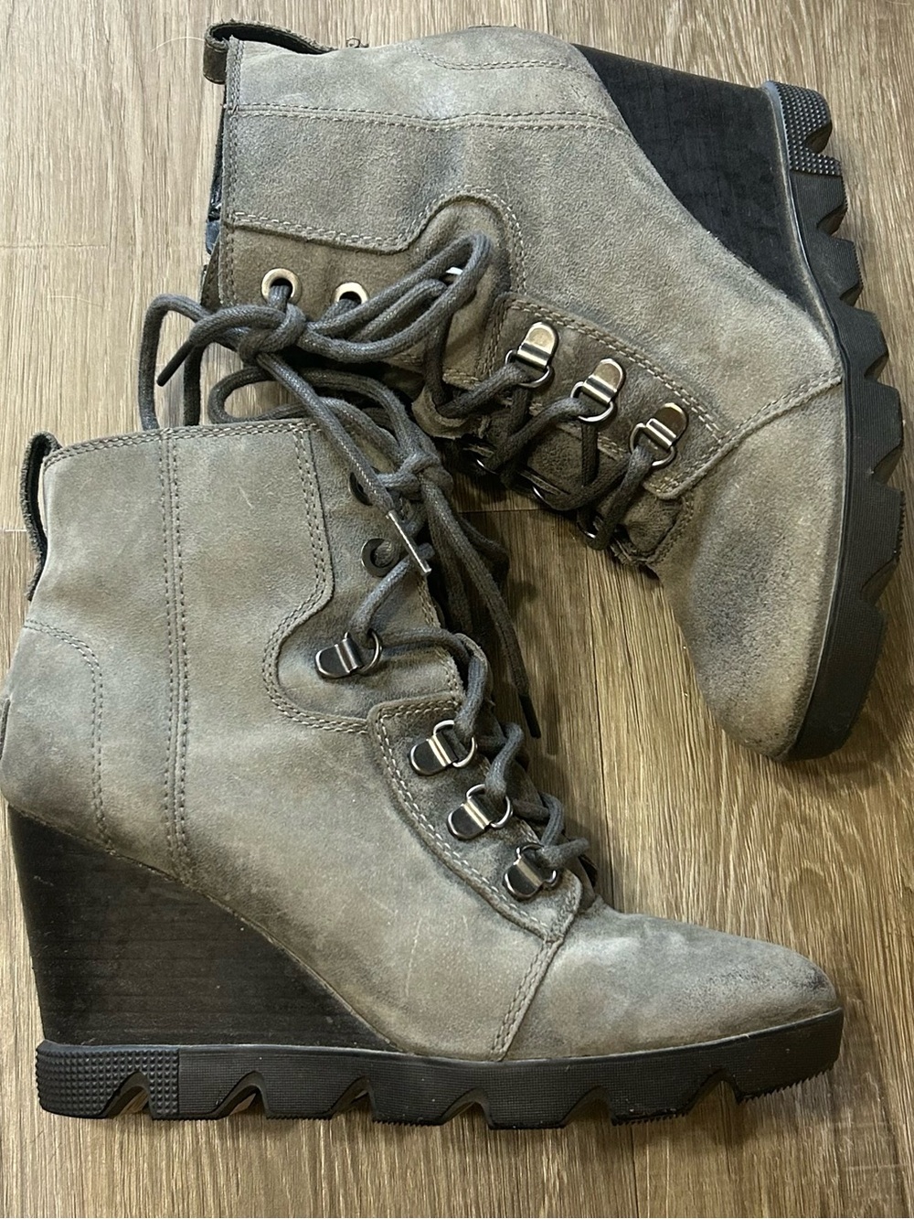 SOREL Joan Uptown Lace Waterproof Wedge Ankle Boots Gray Quarry Women's Size 6